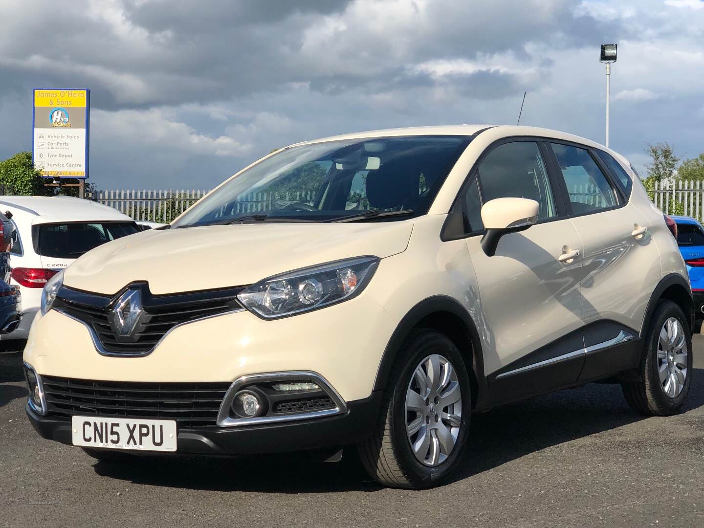 Renault Captur DIESEL HATCHBACK in Derry / Londonderry