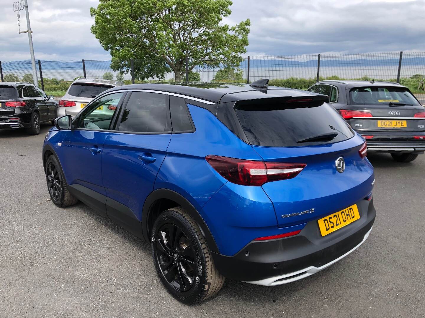 Vauxhall Grandland X DIESEL HATCHBACK in Derry / Londonderry