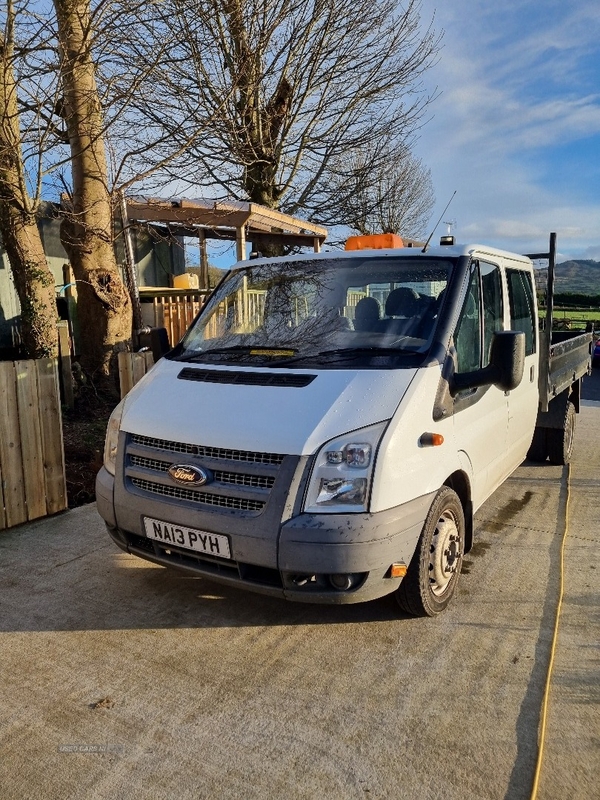 Ford Transit D/Cab Chassis TDCi 100ps [DRW] Euro 5 in Down