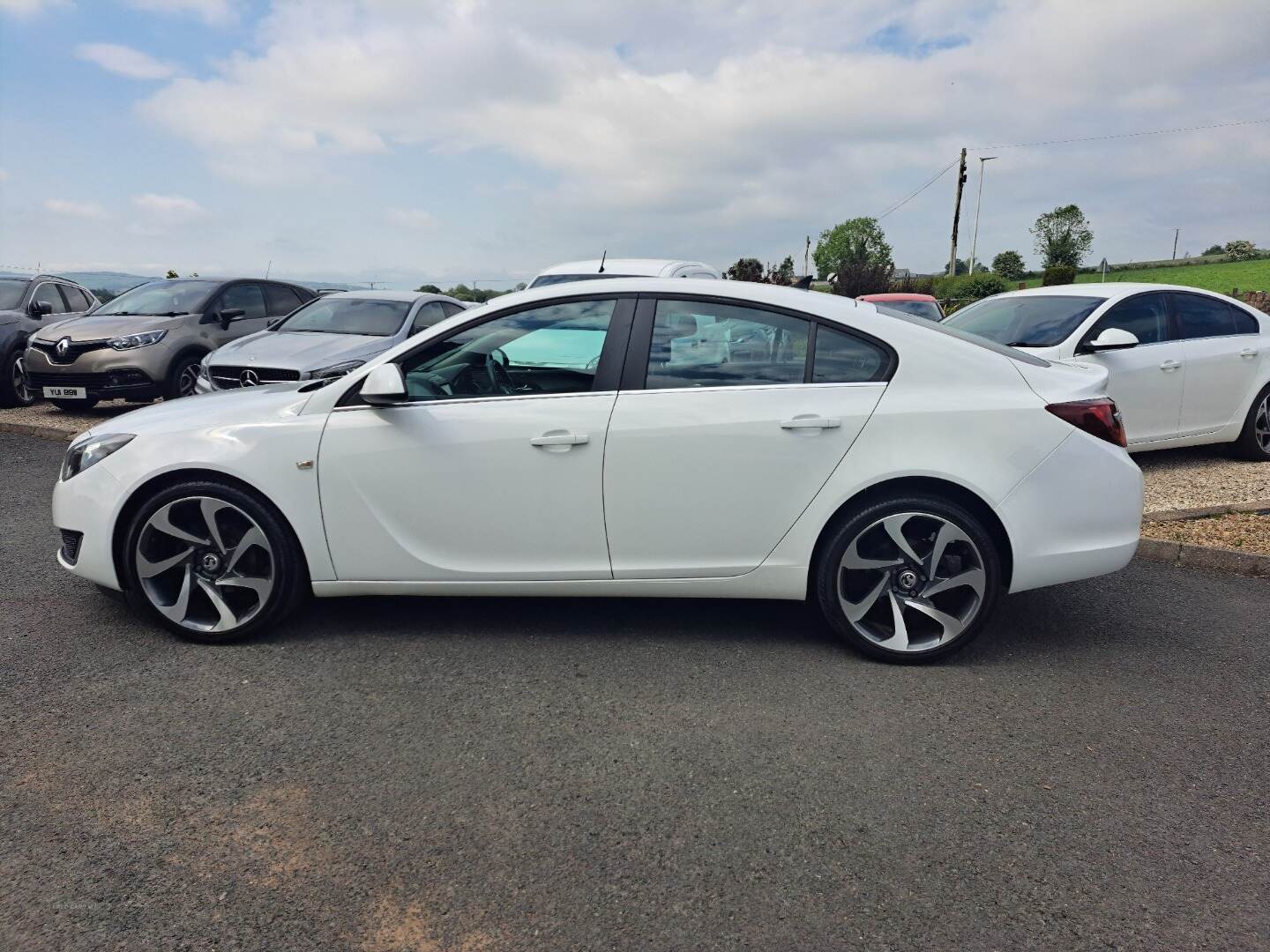 Vauxhall Insignia DIESEL HATCHBACK in Tyrone