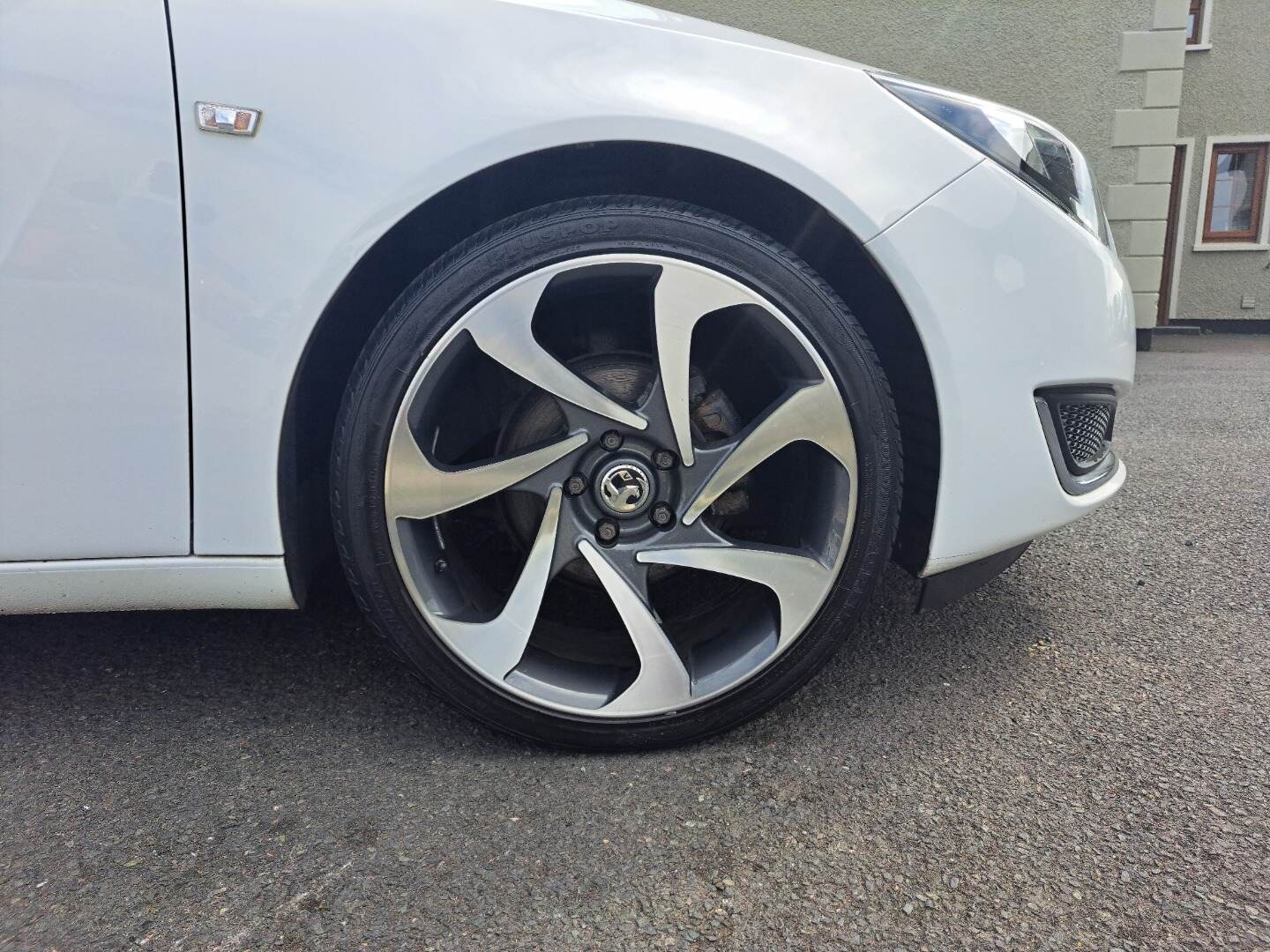 Vauxhall Insignia DIESEL HATCHBACK in Tyrone