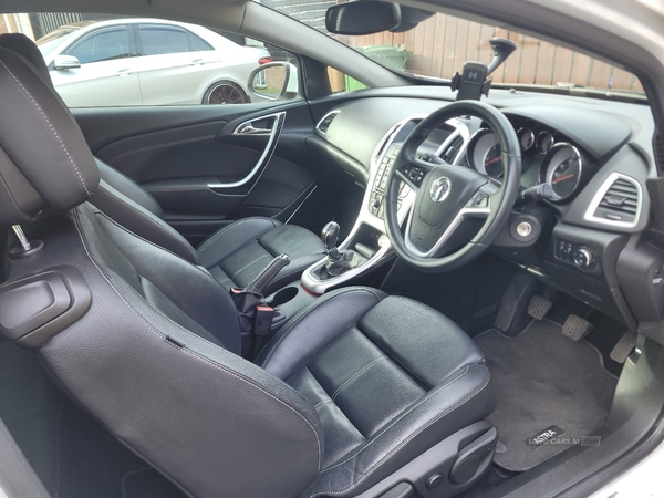 Vauxhall Astra GTC 1.7 CDTi 16V ecoFLEX 130 Sport 3dr [114 g/km] [SS] in Antrim