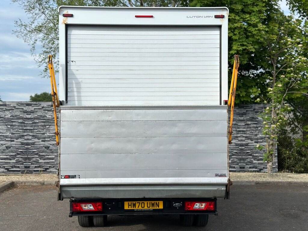 Dec 2020 Ford Transit 2.0 EcoBlue 130ps Chassis Cab
