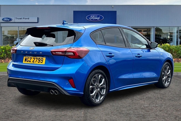Ford Focus 1.0 EcoBoost ST-Line 5dr - PARKING SENSORS, SAT NAV, BLUETOOTH - TAKE ME HOME in Armagh