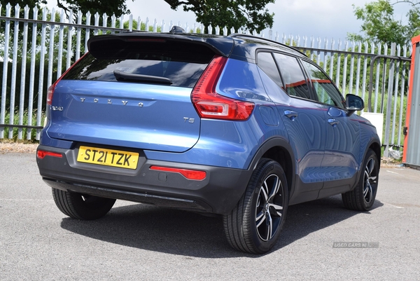 Volvo XC40 1.5 T3 [163] R DESIGN 5dr Geartronic in Antrim