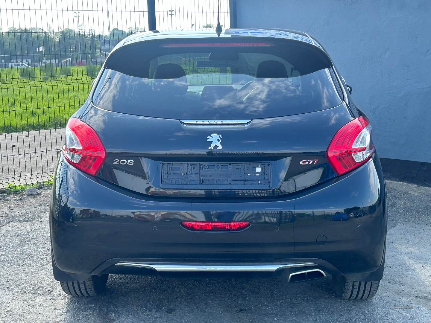 Peugeot 208 HATCHBACK in Tyrone