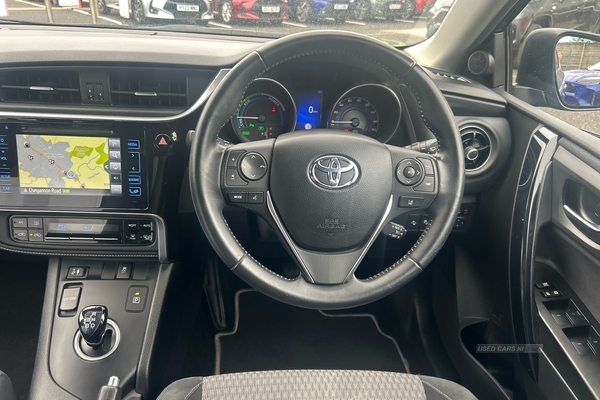 Toyota Auris 1.8 VVT-h Design CVT Euro 6 (s/s) 5dr in Tyrone