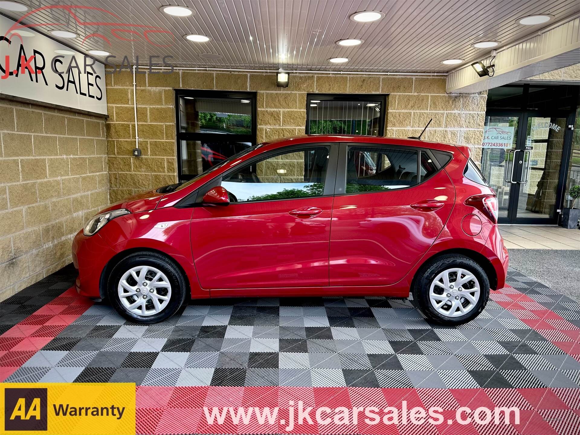 Hyundai i10 HATCHBACK in Tyrone