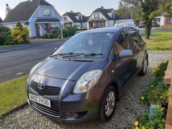 Toyota Yaris 1.3 VVT-i TR 5dr in Armagh
