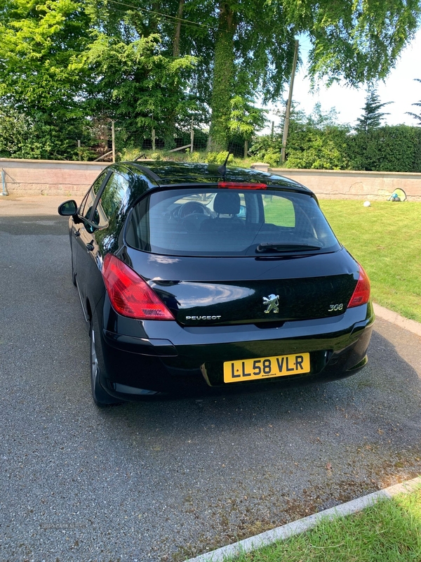 Peugeot 308 1.6 HDi 90 Sport 5dr in Tyrone