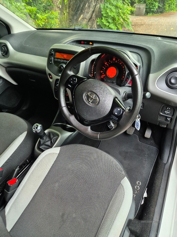 Toyota Aygo 1.0 VVT-i X-Play 3dr in Antrim