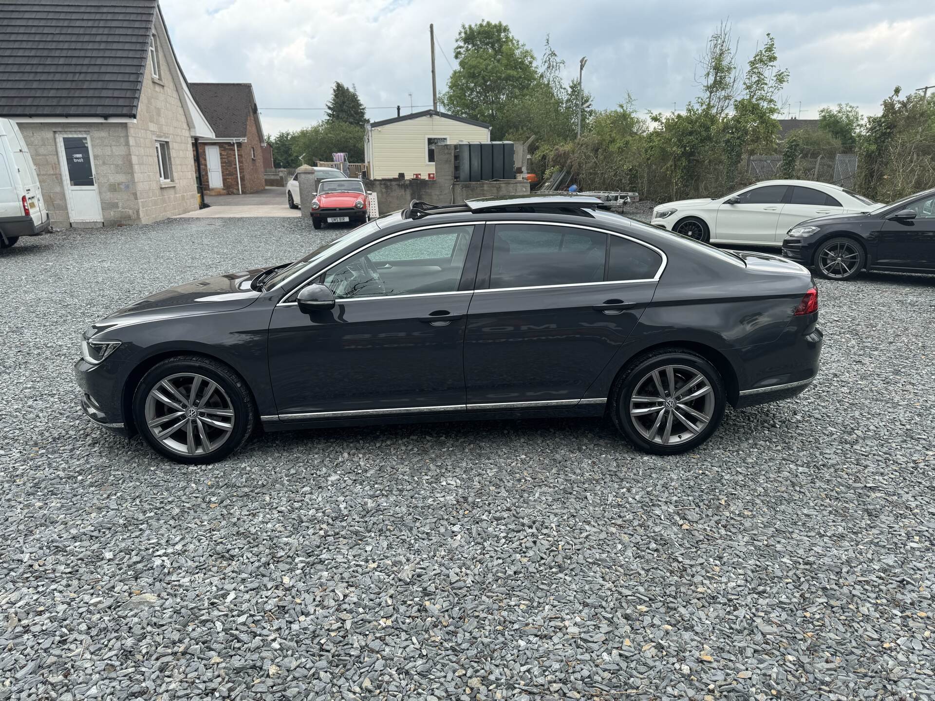 Volkswagen Passat DIESEL SALOON in Armagh