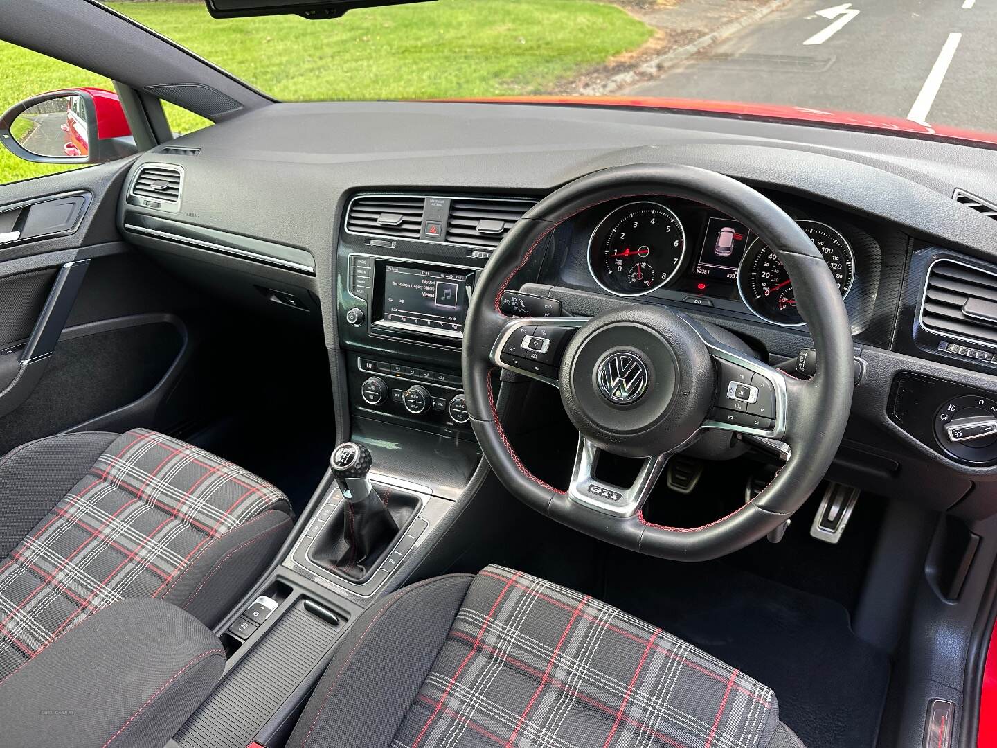 Volkswagen Golf HATCHBACK in Antrim