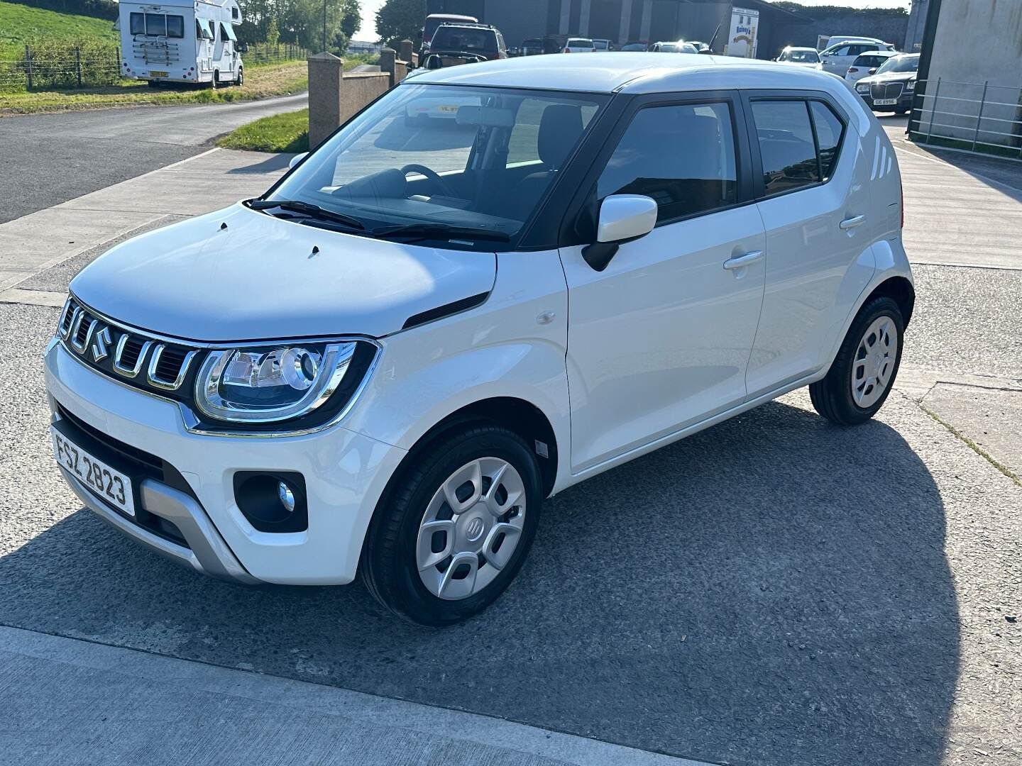 Suzuki Ignis HATCHBACK in Down