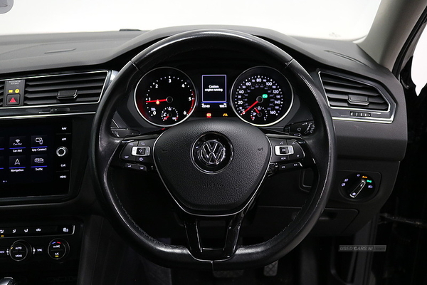 Volkswagen Tiguan Allspace 2.0 TDI Match 5dr DSG in Down