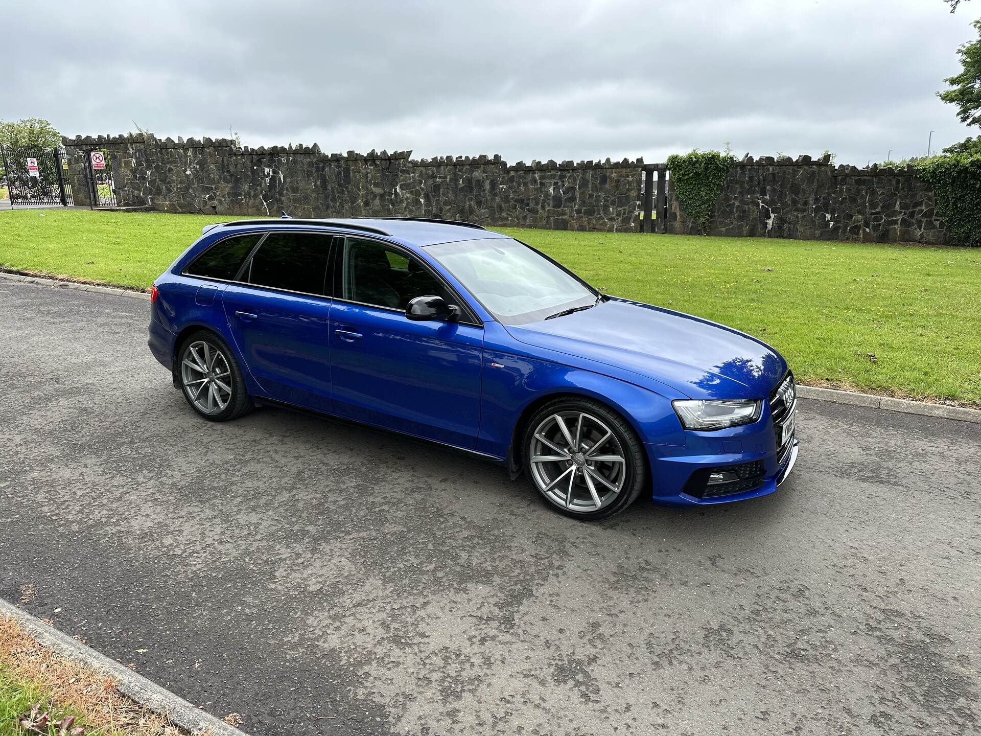 Audi A4 AVANT SPECIAL EDITIONS in Antrim