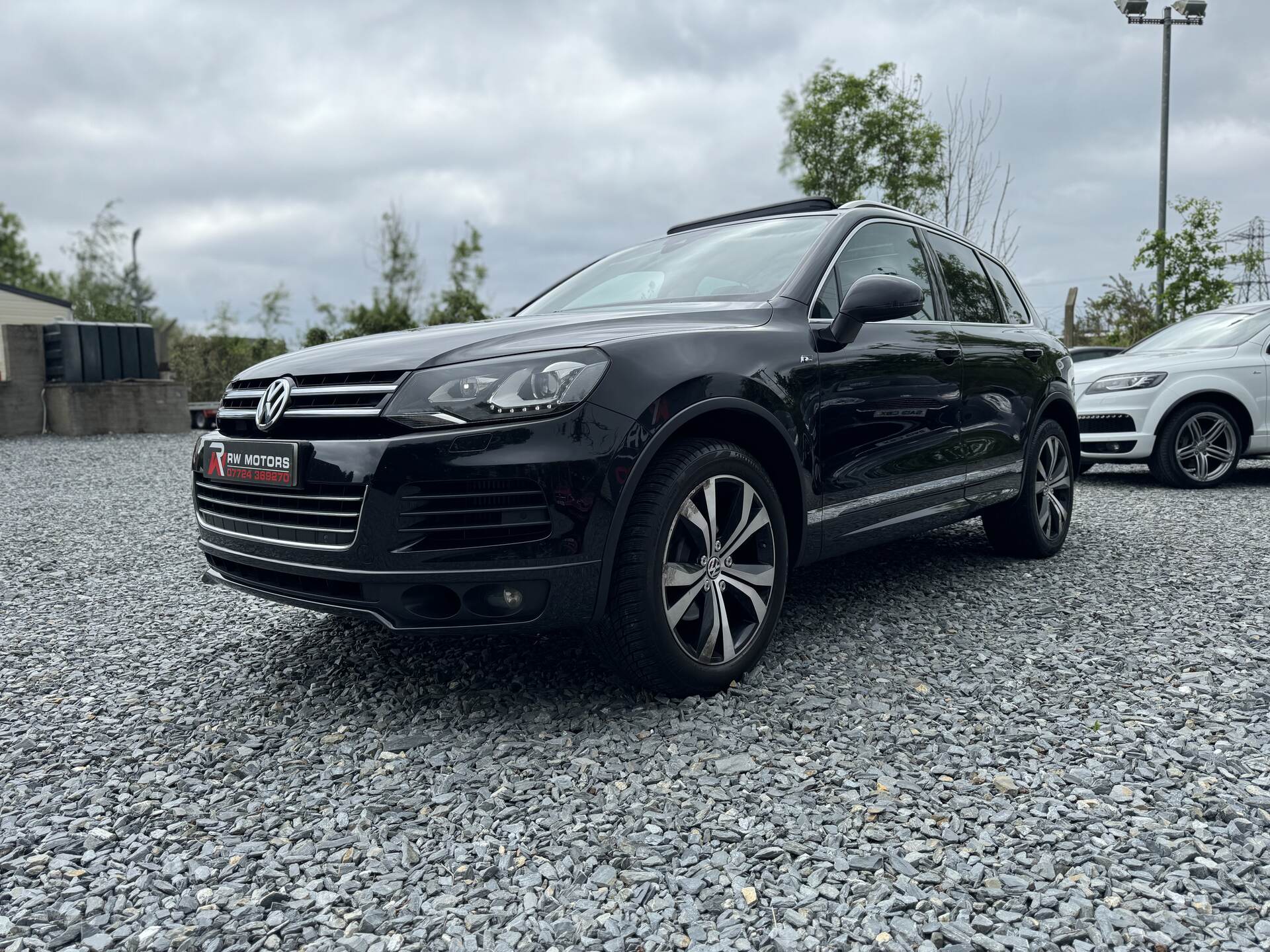 Volkswagen Touareg DIESEL ESTATE in Armagh