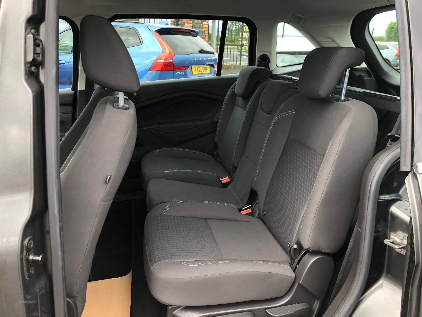 Ford Grand C-MAX DIESEL ESTATE in Derry / Londonderry