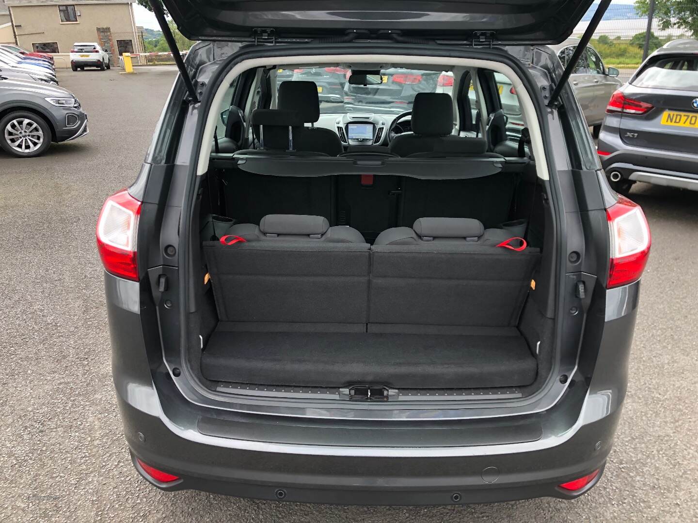 Ford Grand C-MAX DIESEL ESTATE in Derry / Londonderry