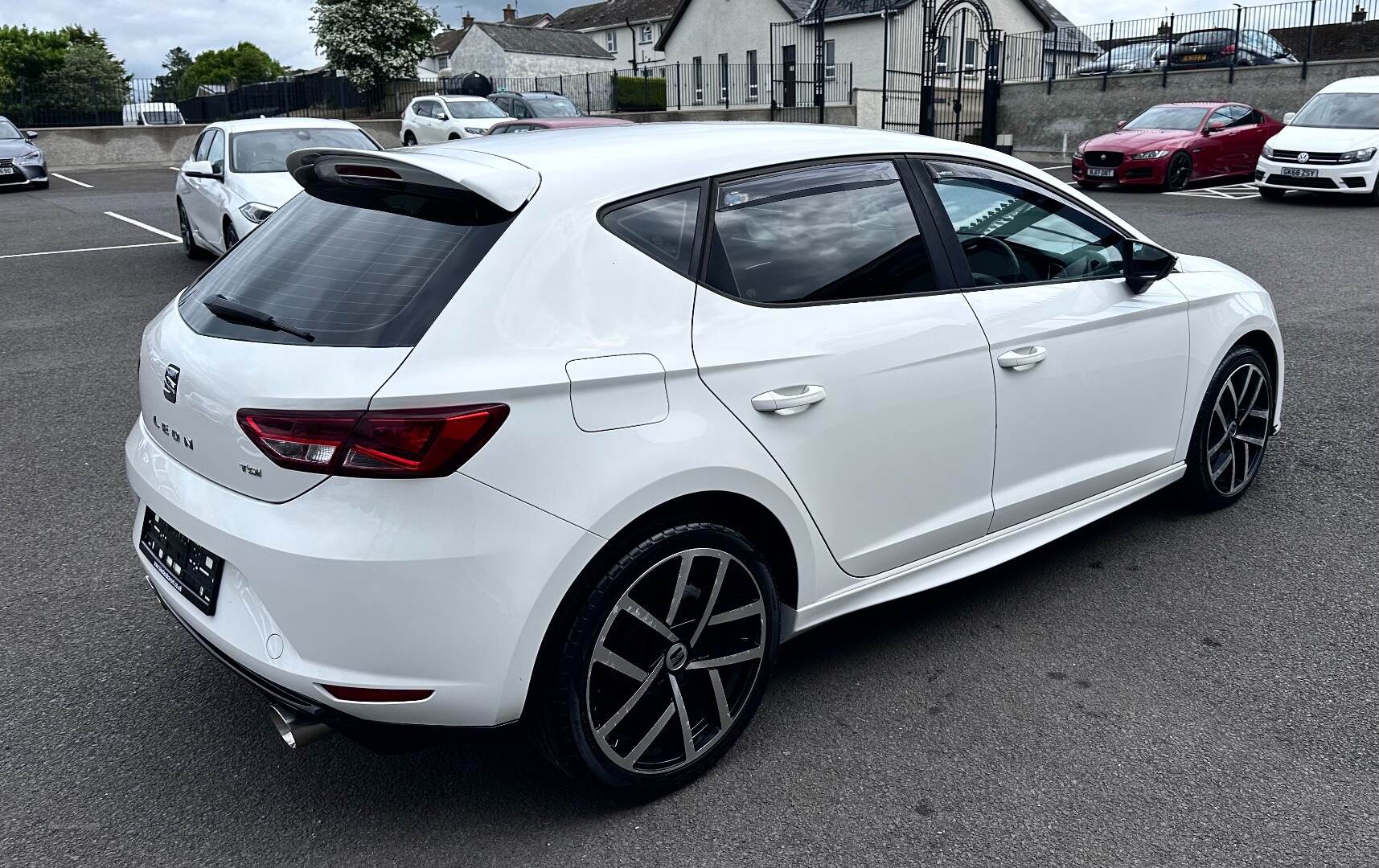 Seat Leon DIESEL HATCHBACK in Fermanagh