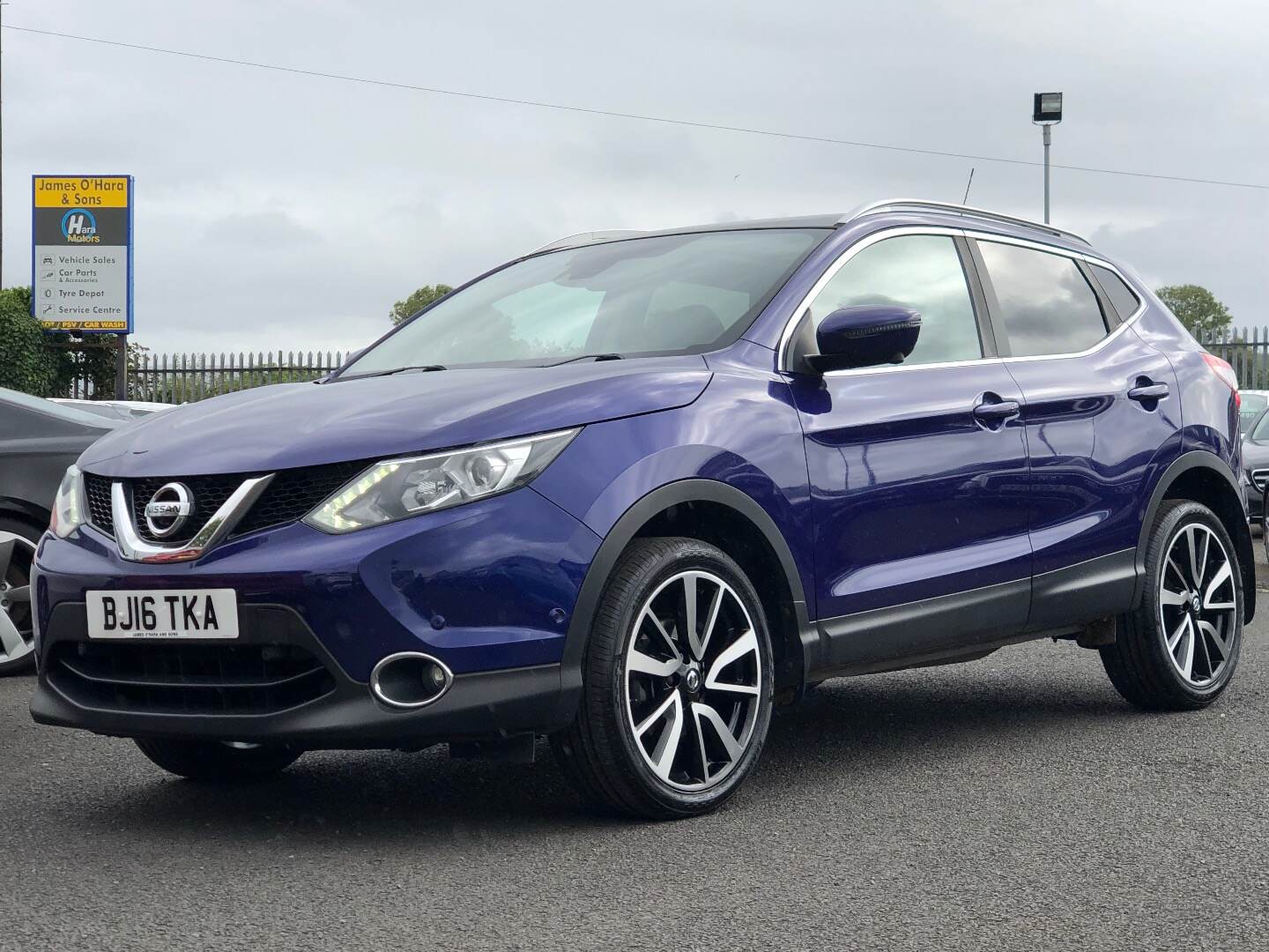 Nissan Qashqai DIESEL HATCHBACK in Derry / Londonderry