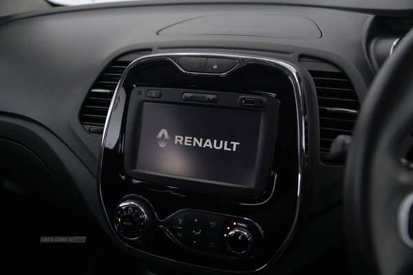 Renault Captur 1.5 dCi ENERGY Dynamique S Nav Euro 6 (s/s) 5dr in Down