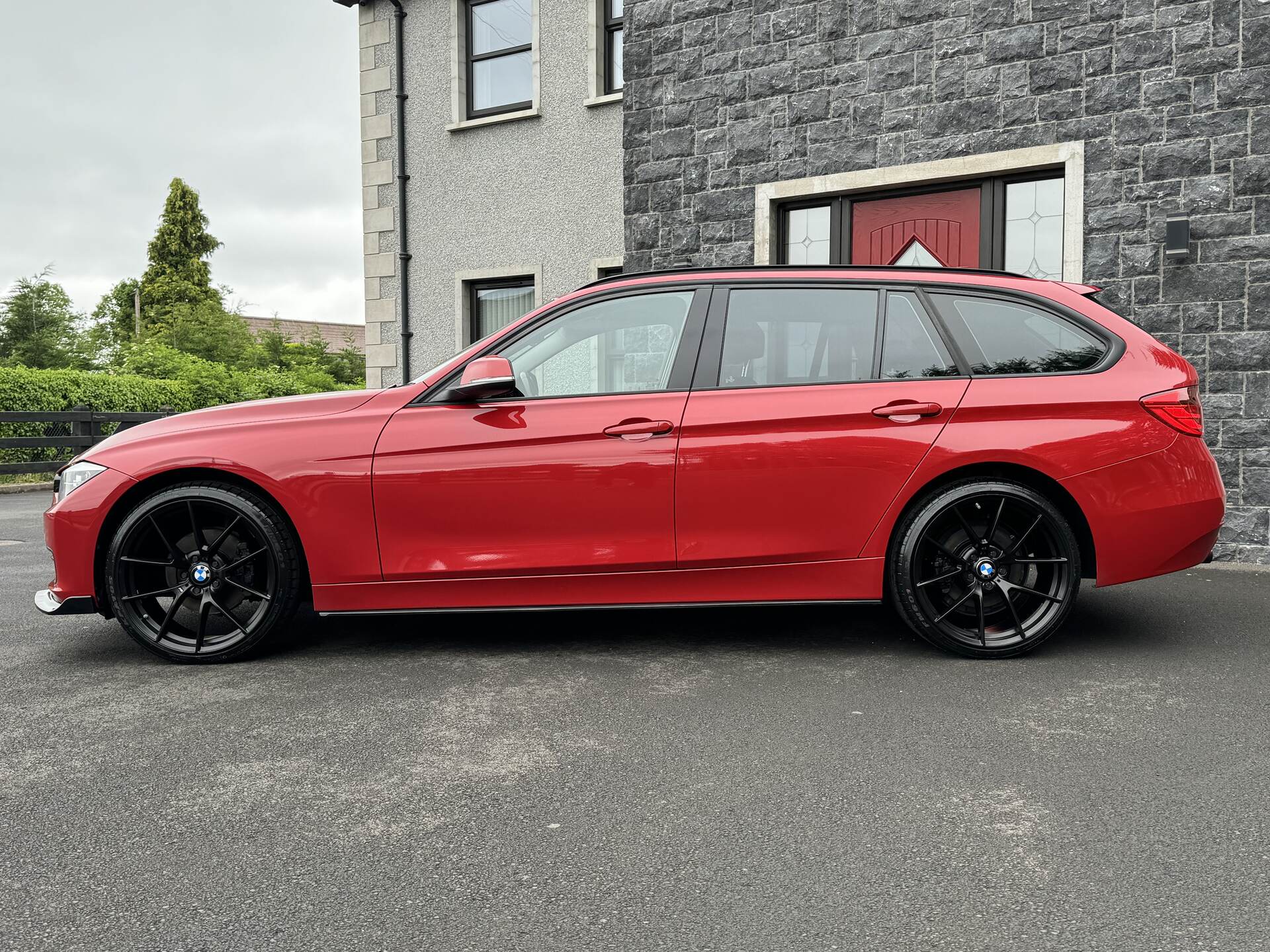 BMW 3 Series DIESEL TOURING in Antrim