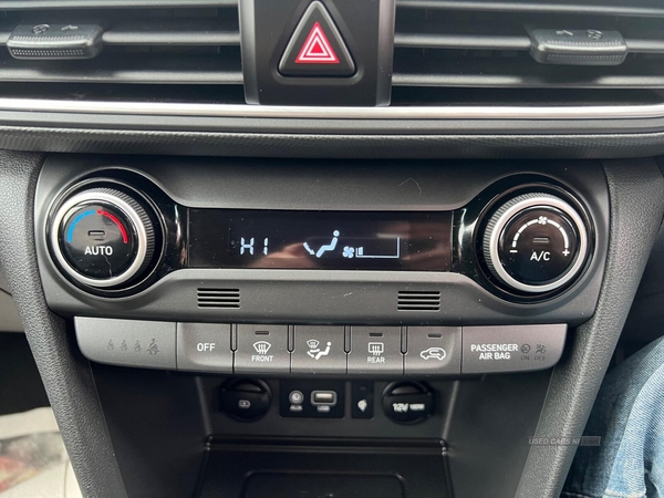 Hyundai Kona 1.0 T-GDi Premium Euro 6 (s/s) 5dr in Antrim