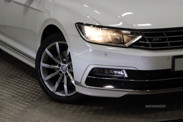 Volkswagen Passat R LINE TDI BLUEMOTION TECHNOLOGY in Antrim