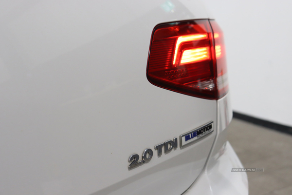 Volkswagen Passat R LINE TDI BLUEMOTION TECHNOLOGY in Antrim