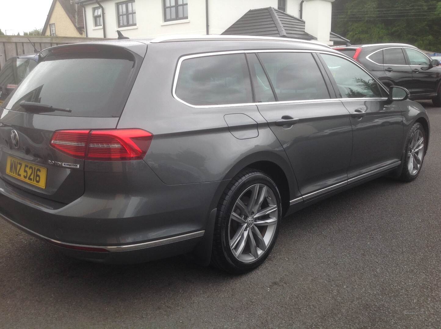 Volkswagen Passat DIESEL ESTATE in Down