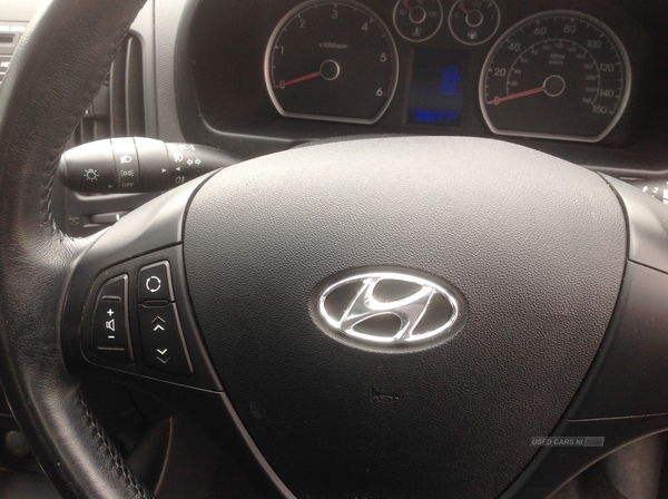 Hyundai i30 DIESEL HATCHBACK in Down