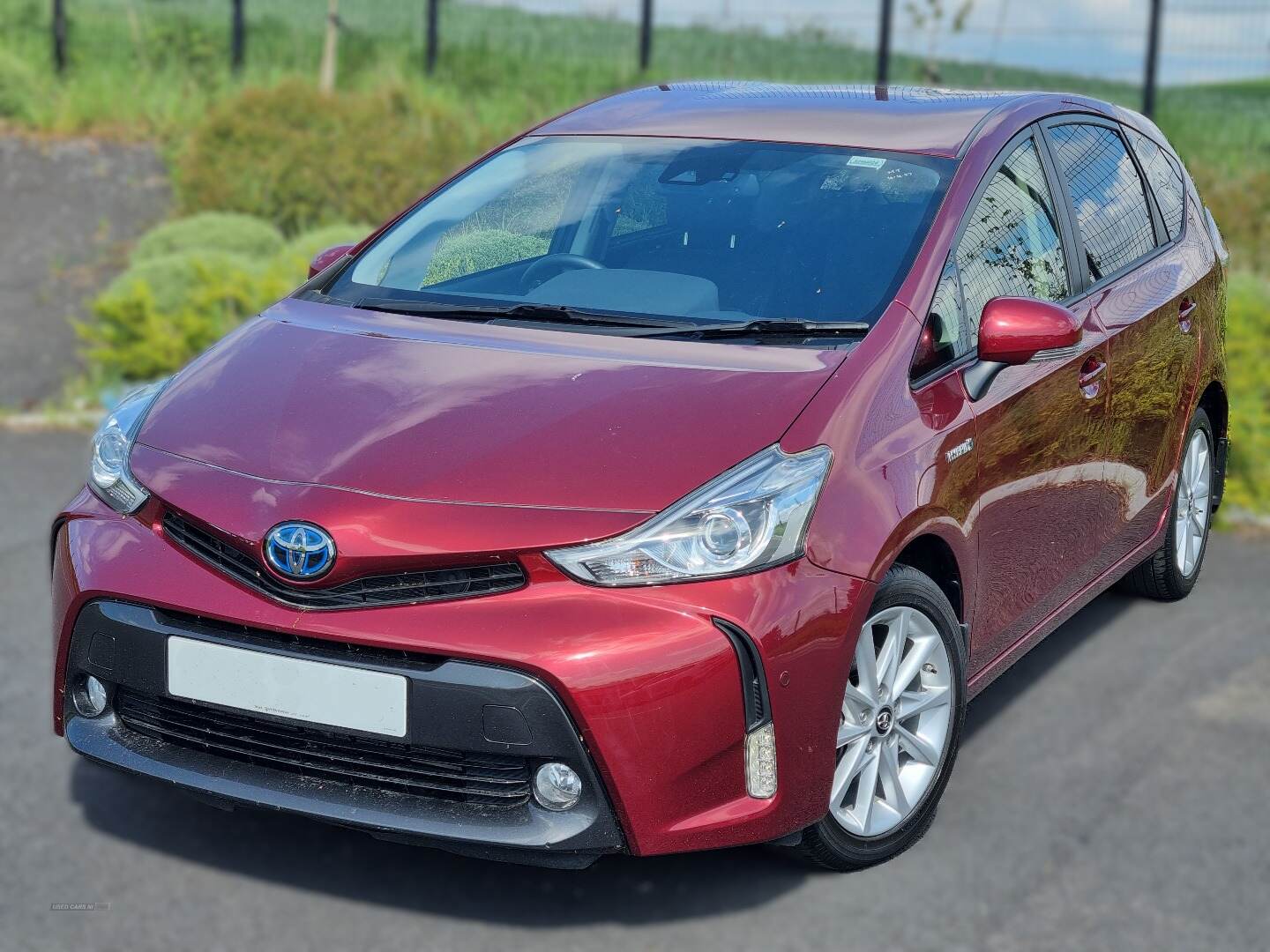 Toyota Prius+ 1.8 VVTi Excel TSS 5dr CVT Auto in Armagh