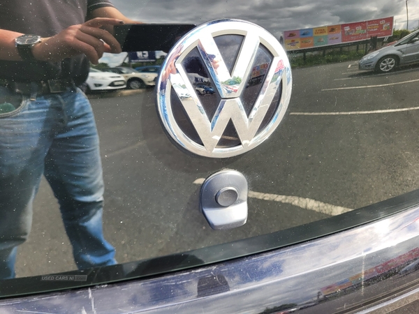 Volkswagen Up HATCHBACK in Down