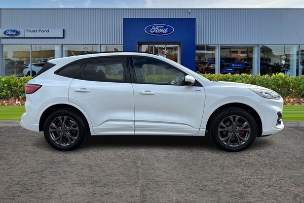 Ford Kuga ST-LINE in Antrim