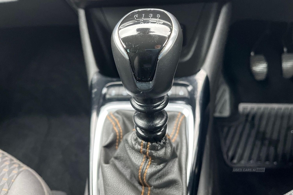 Vauxhall Crossland X 1.6 Turbo D [120] Elite Nav 5dr [Start Stop] - HEATED SEATS and STEERING WHEEL, CRUISE CONTROL, REAR PARKING SENSORS, BLUETOOTH, RAIN SENSING WIPERS in Antrim