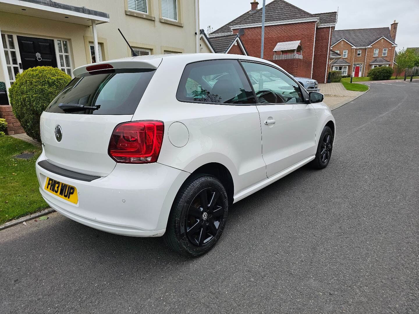 Volkswagen Polo HATCHBACK in Down