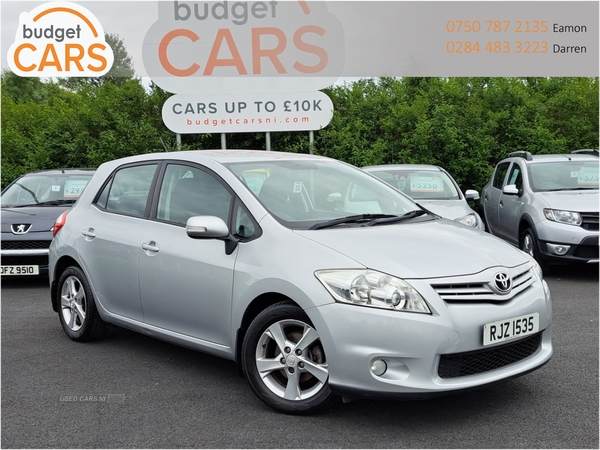 Toyota Auris HATCHBACK in Down