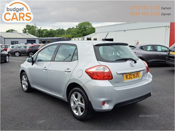 Toyota Auris HATCHBACK in Down