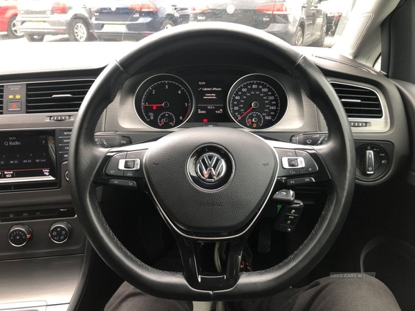 Volkswagen Golf 2.0 SE TDI BLUEMOTION TECHNOLOGY 3d 148 BHP in Armagh