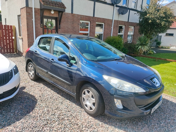 Peugeot 308 1.6 HDi 90 S 5dr in Derry / Londonderry