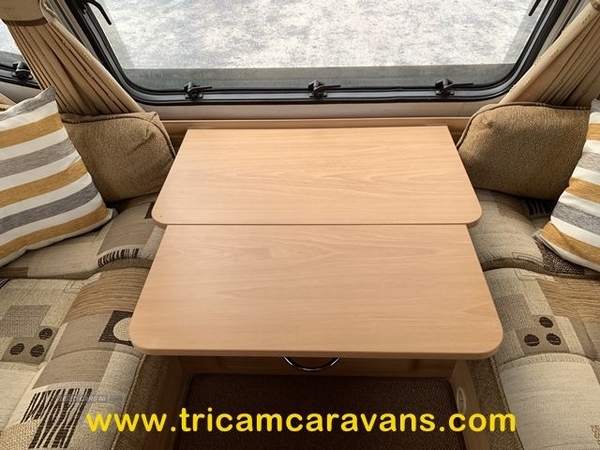 Avondale Argente 550/4, Side Dinette, Mover in Down
