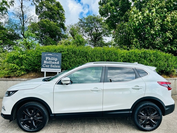 Nissan Qashqai 1.3 DIG-T N-CONNECTA 5d 140 BHP in Antrim