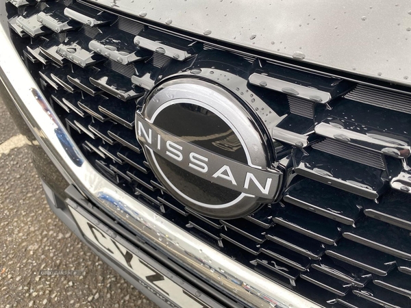 Nissan Qashqai 1.3 Dig-T Mh N-Connecta 5Dr in Antrim