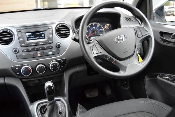Hyundai i10 1.2 SE 5 DOOR AUTO, LOW MILES & 12 MONTH WARRANTY in Antrim