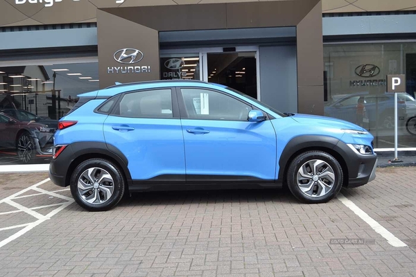 Hyundai Kona 1.6 GDI SE CONNECT SELF CHARGING HYBRID AUTO, 5 YEAR H PROMISE WARRANTY in Antrim