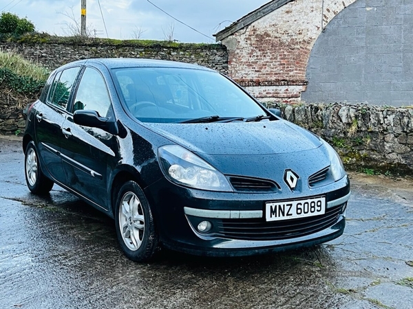 Renault Clio 1.1L DYNAMIQUE 16V TURBO 5d 100 BHP in Derry / Londonderry