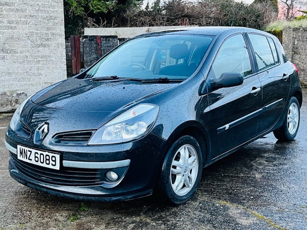 Renault Clio 1.1L DYNAMIQUE 16V TURBO 5d 100 BHP in Derry / Londonderry