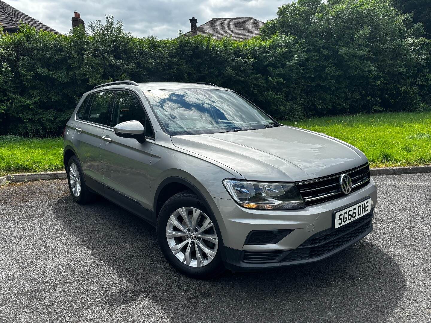 Volkswagen Tiguan DIESEL ESTATE in Antrim