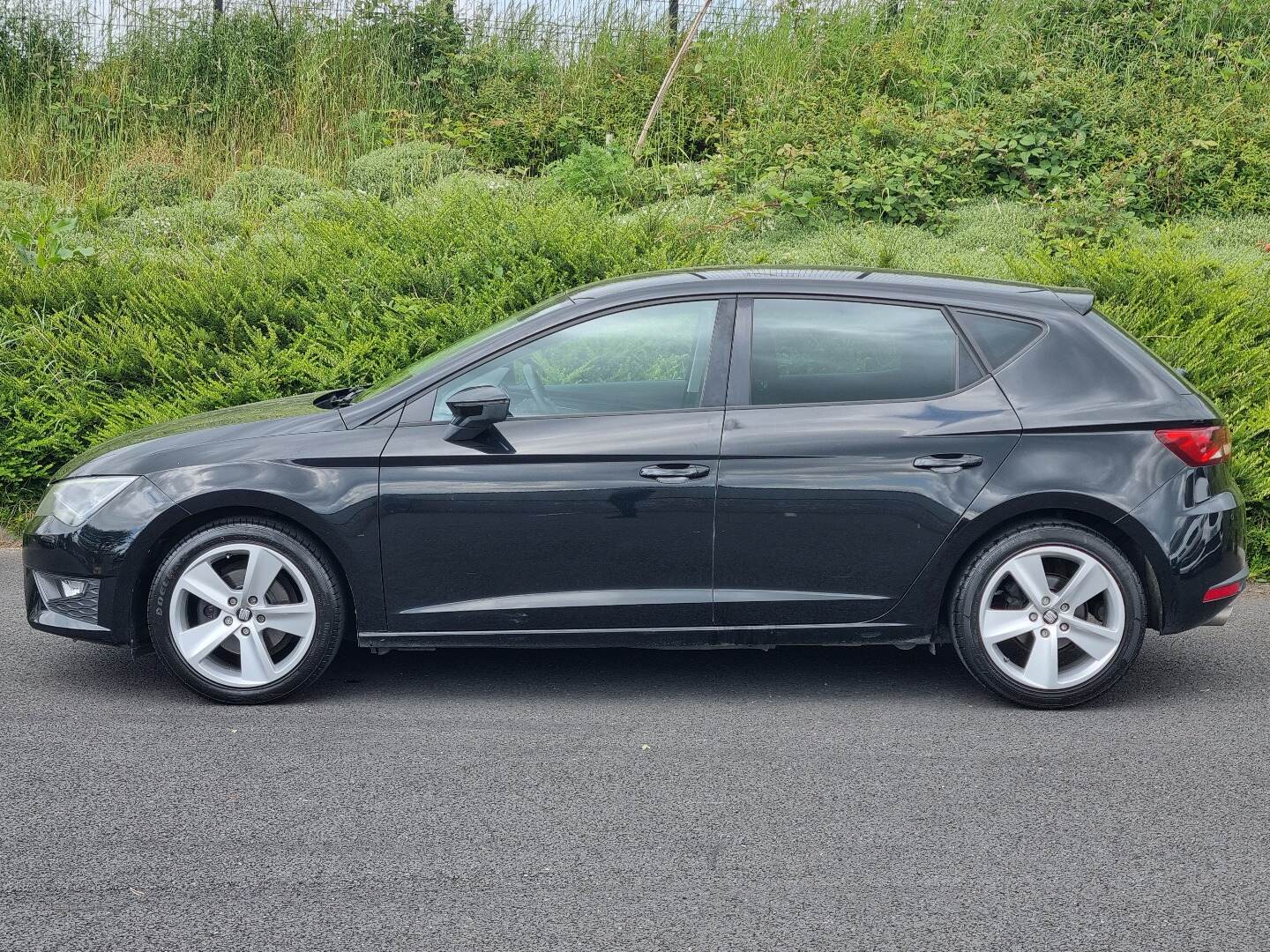 Seat Leon DIESEL HATCHBACK in Armagh